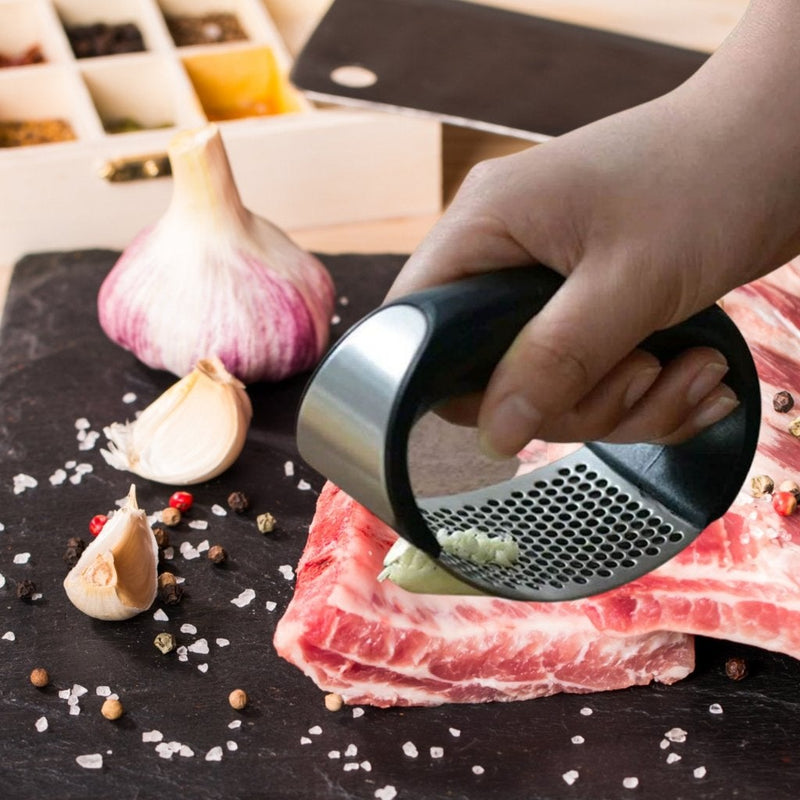 Espremedor Amassador de Alho Inox